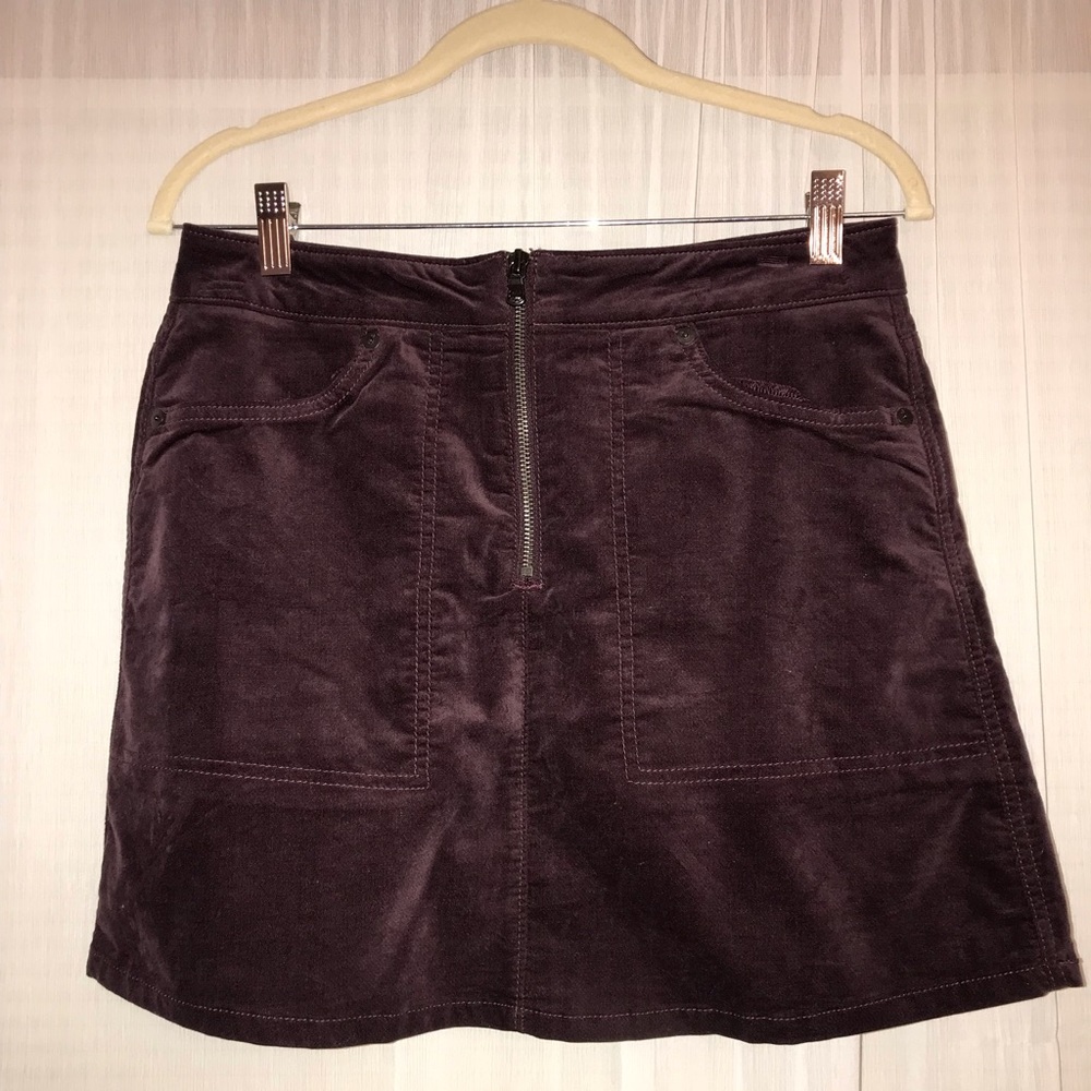 Calvin Klein Jeans Skirt in Classic Plum